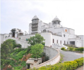 Monsoon Palace 